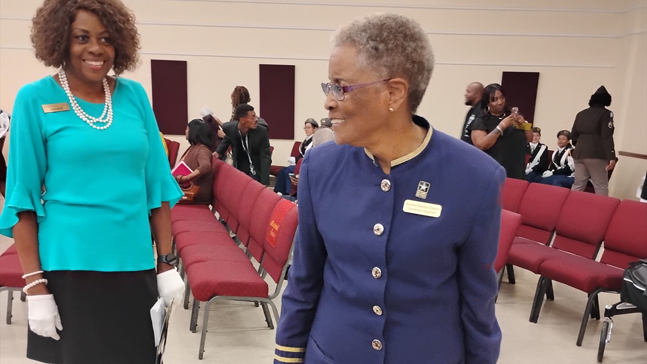 1000004885b 1000004885b